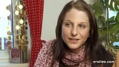 Odtwórz Wysoka niemiecka hottie sara jest ekscytująca, jest taka gorąca