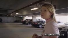Abspielen Zelda raste auf einem LKW-Parkplatz herum
