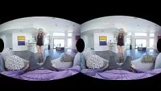 Afspelen Blonde cocotte arya fae heeft een valentijnsopening met jou in vr