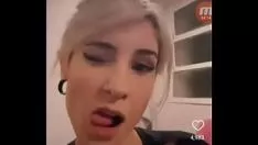 Putar Rekaman video parenta ayres betina untuk she-bop