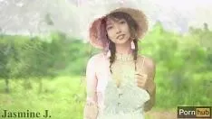 Играть Jasmine J - отправить вам мою фотографию - азиатский подросток