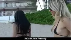 Odtwórz Nieprofesjonalna Missy chce ssać sashay za gotówkę w 9
