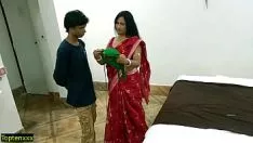 Reproduzir Garoto de vendas bruto de sutiã juventude indiana fodido agradável milf bhabhi! sexo quente
