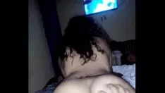 播放 爱她有钱人的屁股。