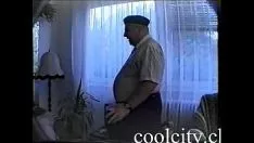 تشغيل فوهة الشباب البالغ من العمر 18 مراهقًا arschfick
