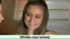Play Her kitty-cat garners them money for keep 19