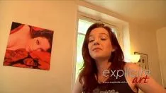Reproduzir .com 5105557 adolescente francês de cabelos lisos em moldagem expressa 720p