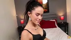 Reproducir La diminuta Megan Rain en POV