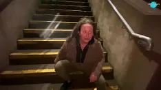 تشغيل Cracky فتاة الشارع أخيرا تحصل على مص الديك