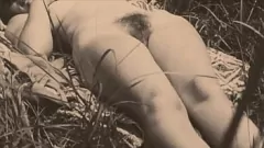 Jouer Ma vie secrète: les 20 filles vintage poilues avec des seins naturels