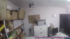 播放 当场被捕：青少年青少年莉莉·乔丹在这部铁杆业余真人色情片中进行了令人惊叹的口交和脸部面部护理