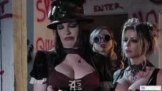 Jouer Fabrique de fantasmes - barrens e1 - abigail mac, georgia jones et alexis fawx