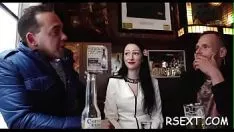 Reproduzir Supurate floozy suga a goma e pega-o severamente em muitas das quedas